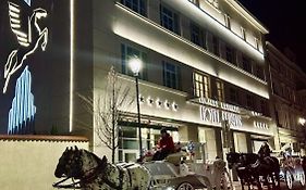 Hotel Ferreus Modern Art Deco